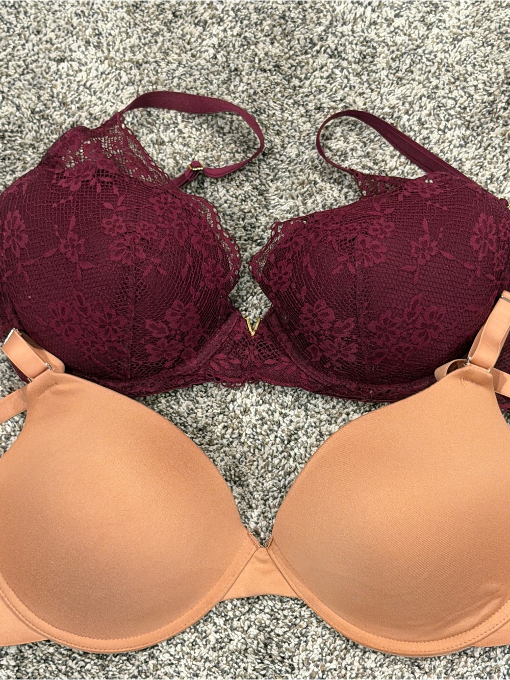 Women’s Lace and Smooth T-Shirt Bra Set - Burgundy & Tan